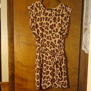 Chic Leopard Print Mini Dress
